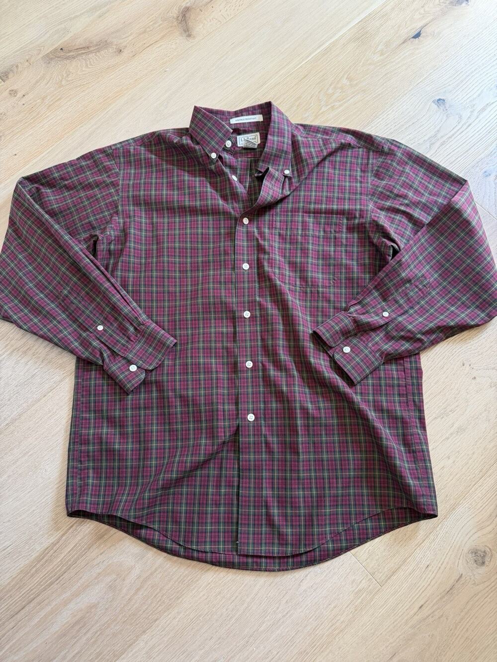 L.L.Bean Shirt Mens M Reg Red Scotch Plaid Wrinkle Resistant Button Down Collar